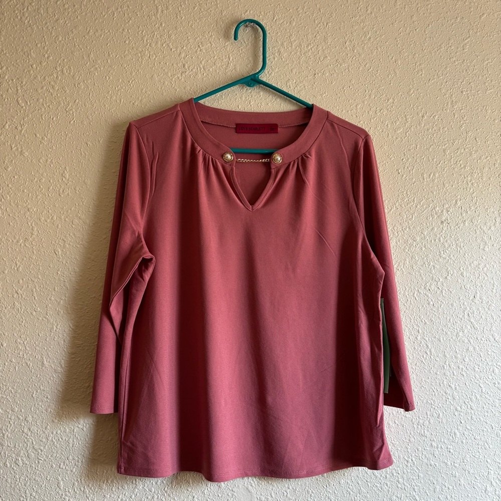 Love Scarlett Women's Rose Blouse with Gold Accents
